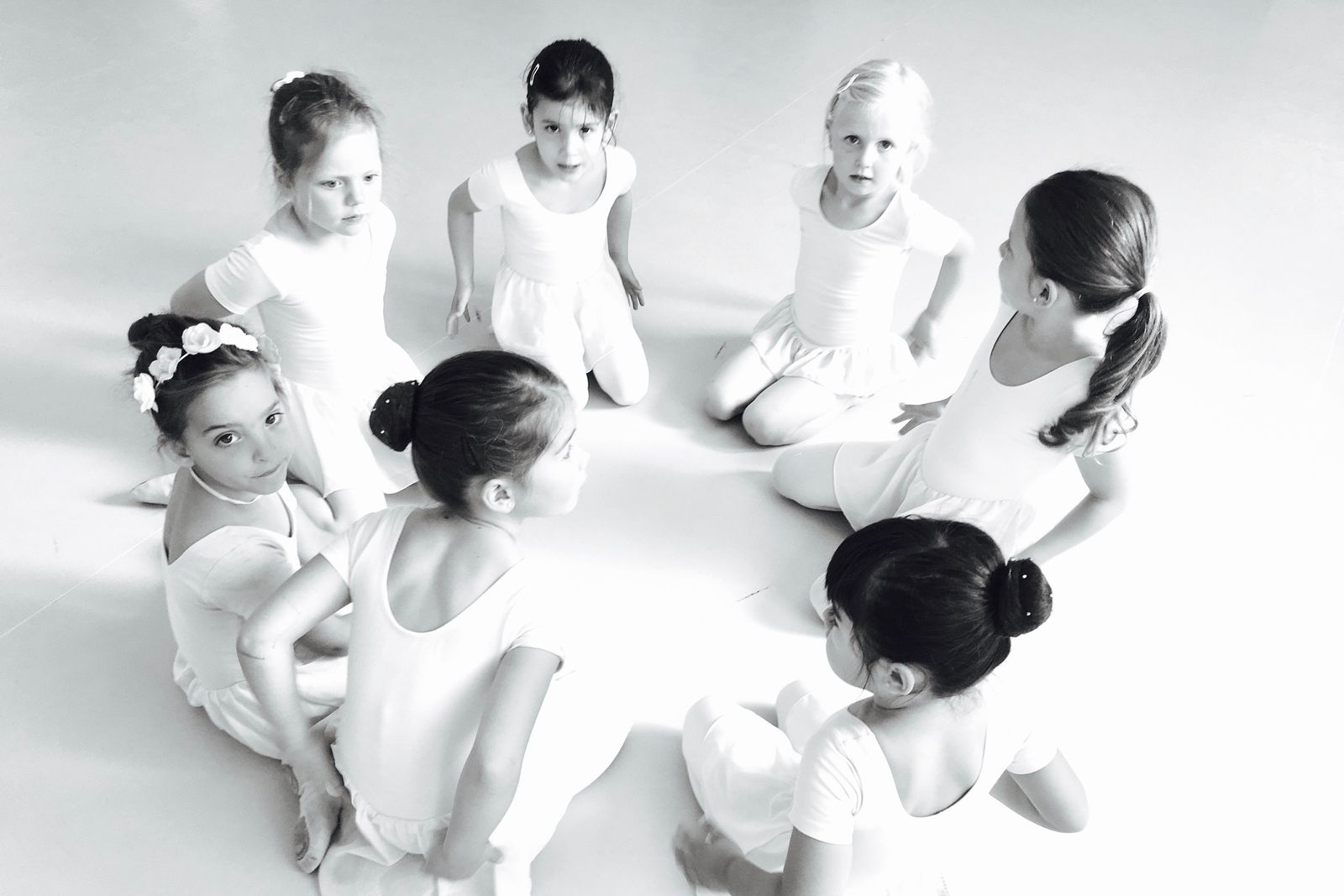 2 DI Ballett Minis Nina JPG 1